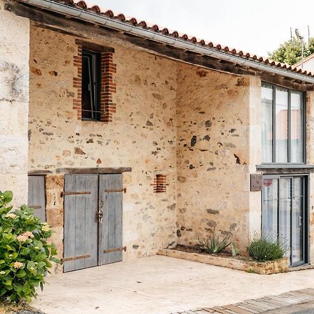فيلا Le Logis Du Prieure Les Châtelliers-Châteaumur المظهر الخارجي الصورة